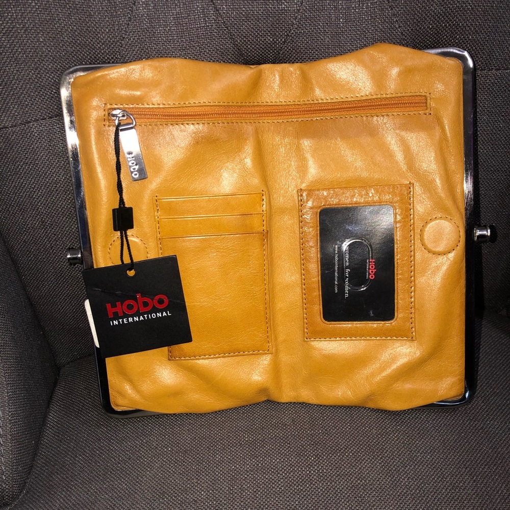 NWT Hobo Lauren Wallet